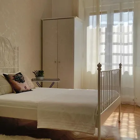 Celtis Apartment Split